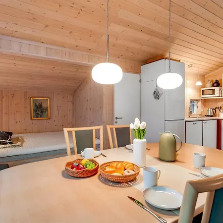 Garth - 50m From The Sea By Interhome Bøtø By